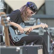 Profesor de música, puedo enseñar Lenguaje Musical, a tocar Guitarra/Bajo/Piano, producción músical